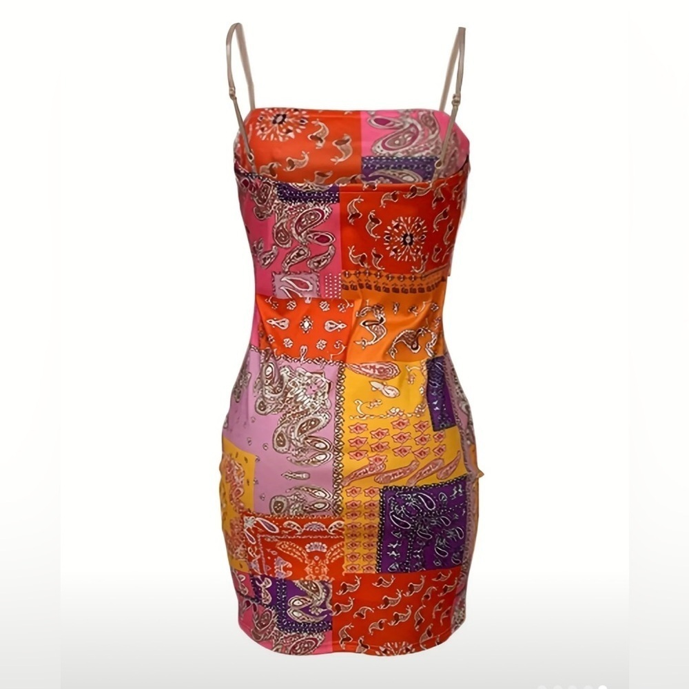 Y2K Bandana Patchwork Mini Dress β Size Large β Trendy & Bold! ππ₯ - Picture 3 of 6